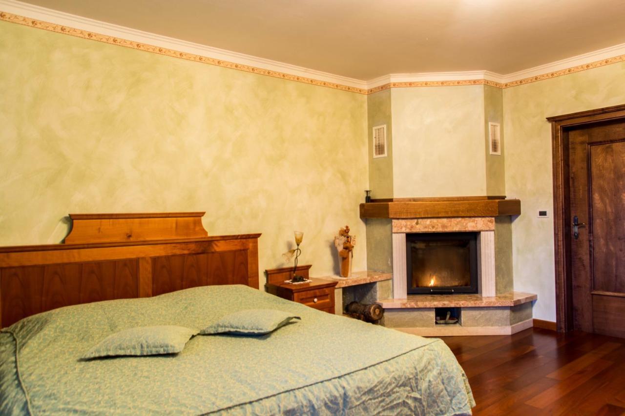 Domacija Pri Damjanu Hotel Kozina Luaran gambar