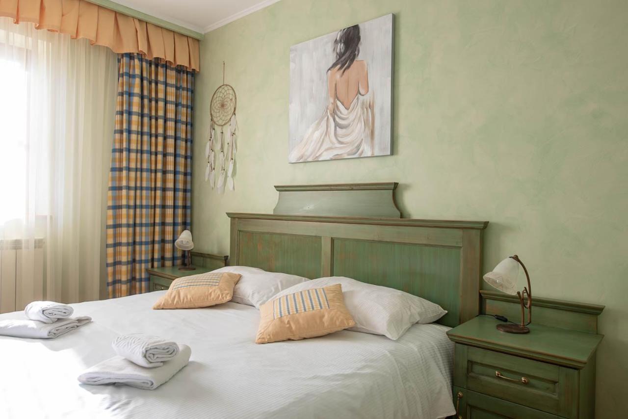 Domacija Pri Damjanu Hotel Kozina Luaran gambar