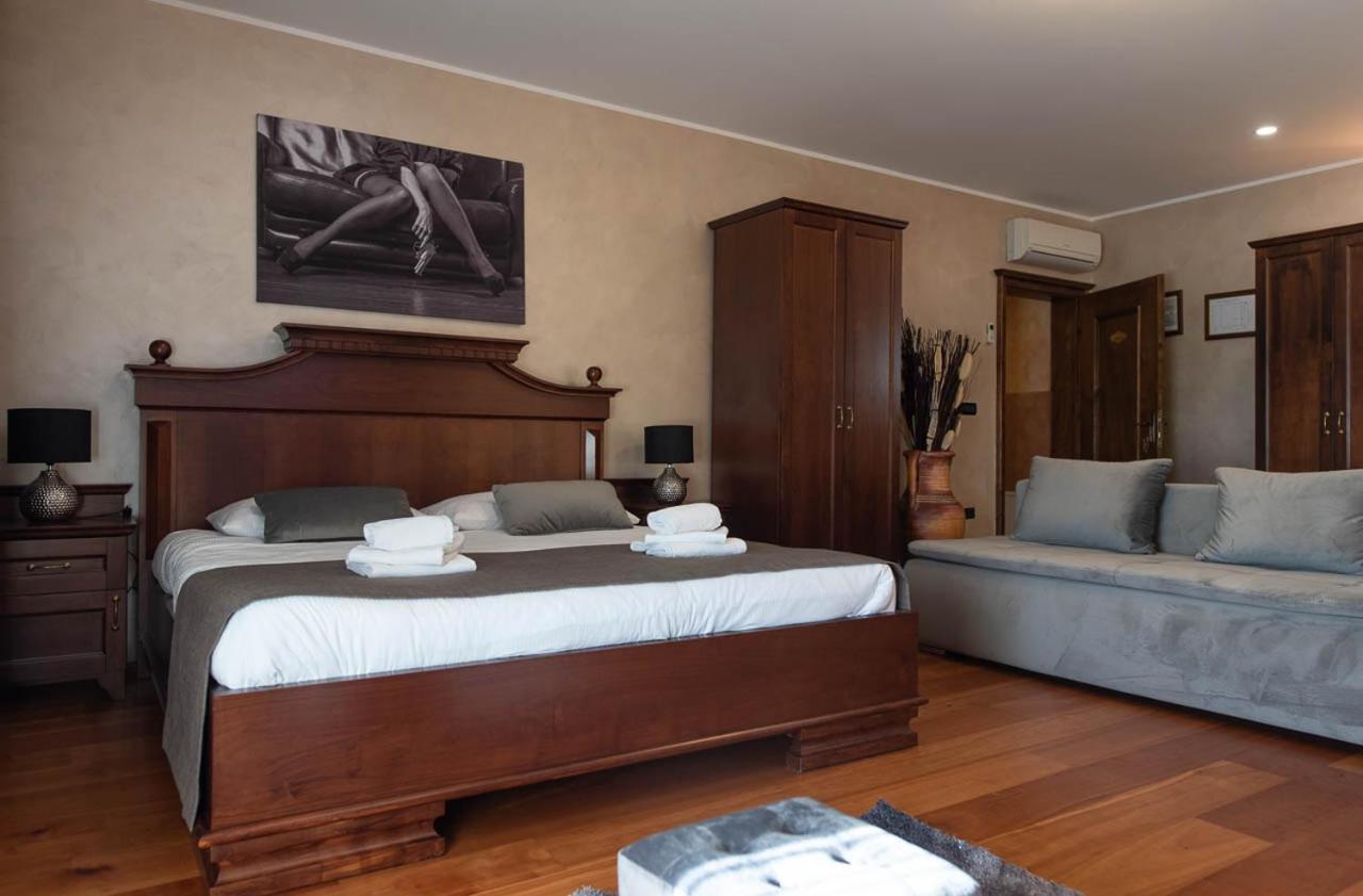 Domacija Pri Damjanu Hotel Kozina Luaran gambar